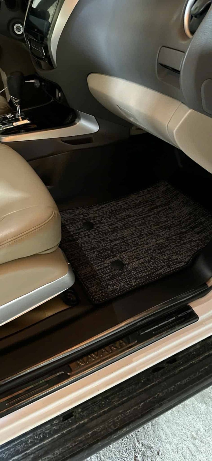 Thảm lót sàn ô tô TPE xe Nissan Navara 2017-2025