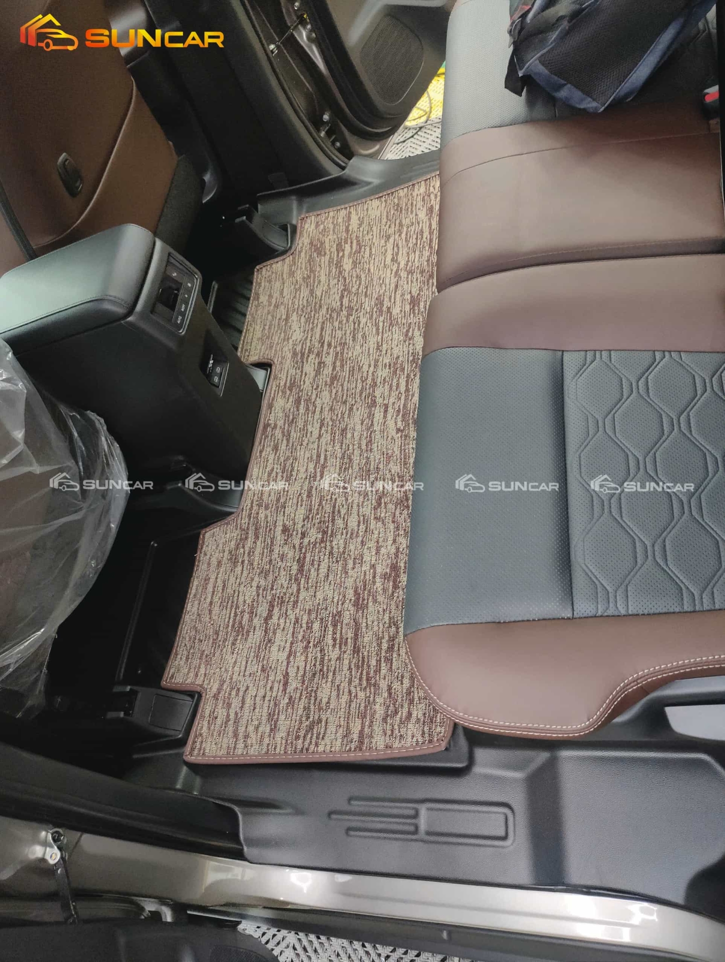 Thảm lót sàn ô tô TPE xe Toyota Innova Cross 2023-2025 (xăng + điện)