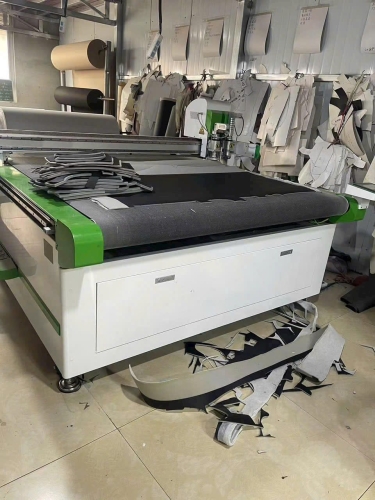 Thảm lót sàn ô tô 6D cao cấp SUNCAR – Không ngấm nước, không mùi hôi, đẹp từng chi tiết